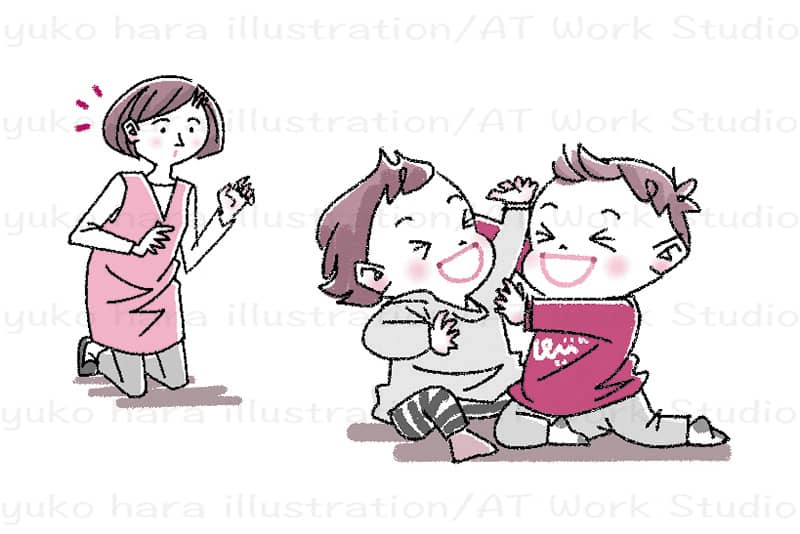 二人でじゃれ合う幼い子供に注意を向ける保育士を描いたイラスト